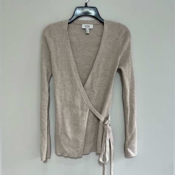 COS Open Tie Front Ribbed Wool Wrap Cardigan in Light Beige, size S - Picture 2 of 12
